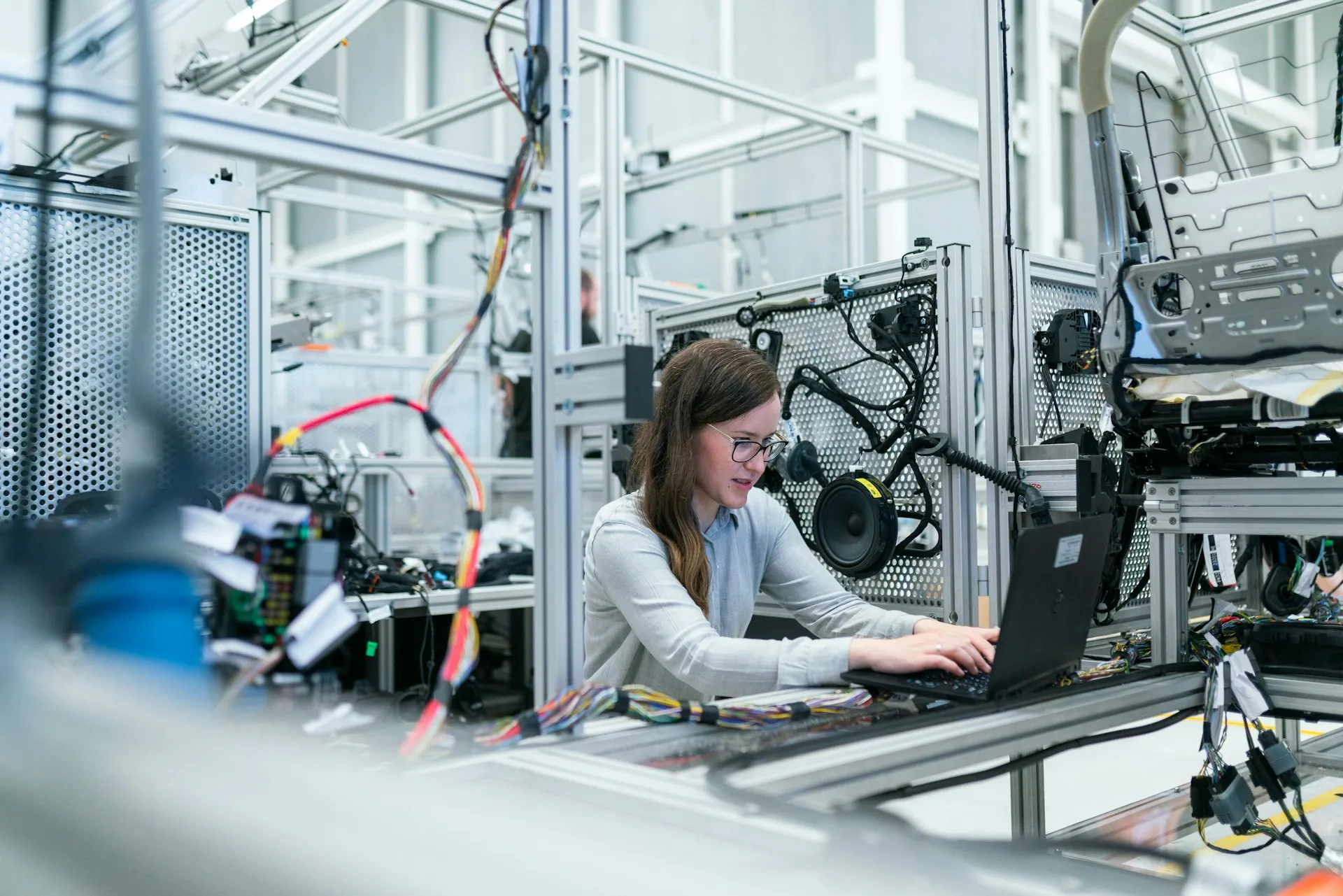 PLC vezérlőpanel — ipari automatizálás